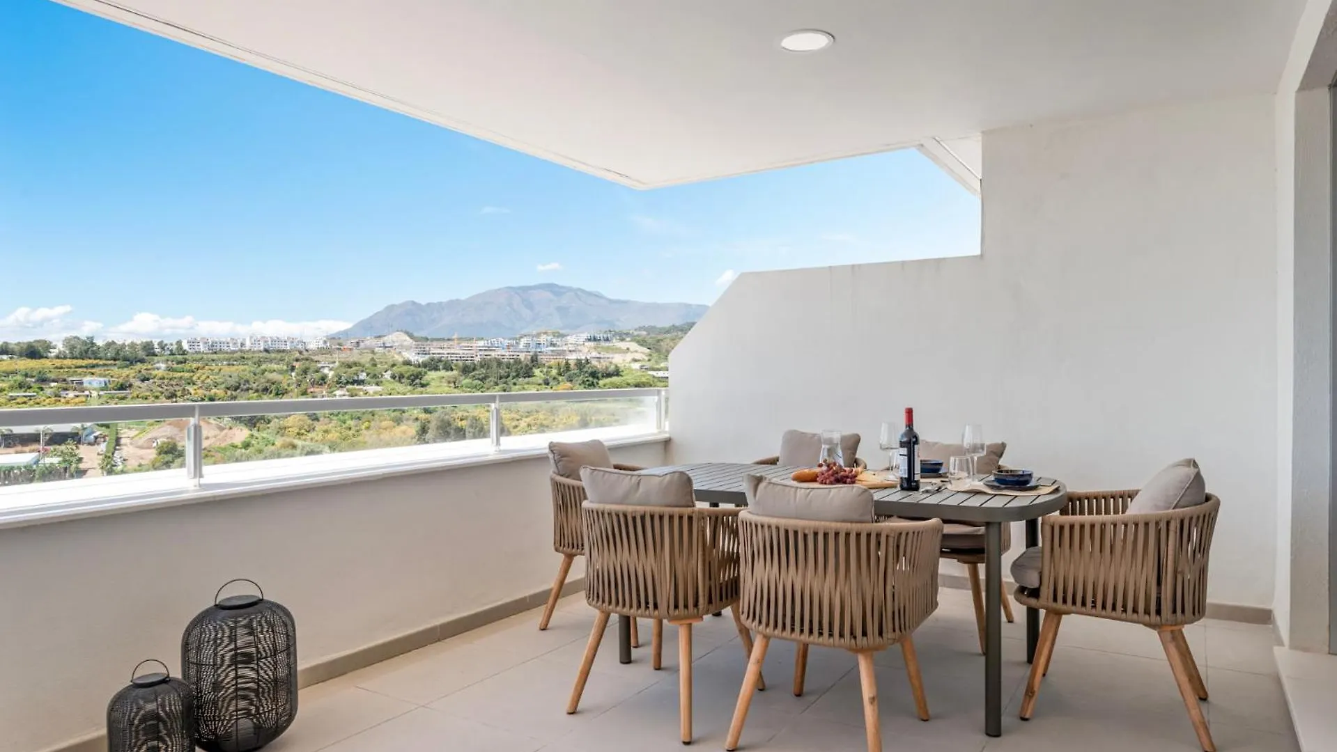 Casa Sarena - Terrace & Seaviews Apartment Estepona