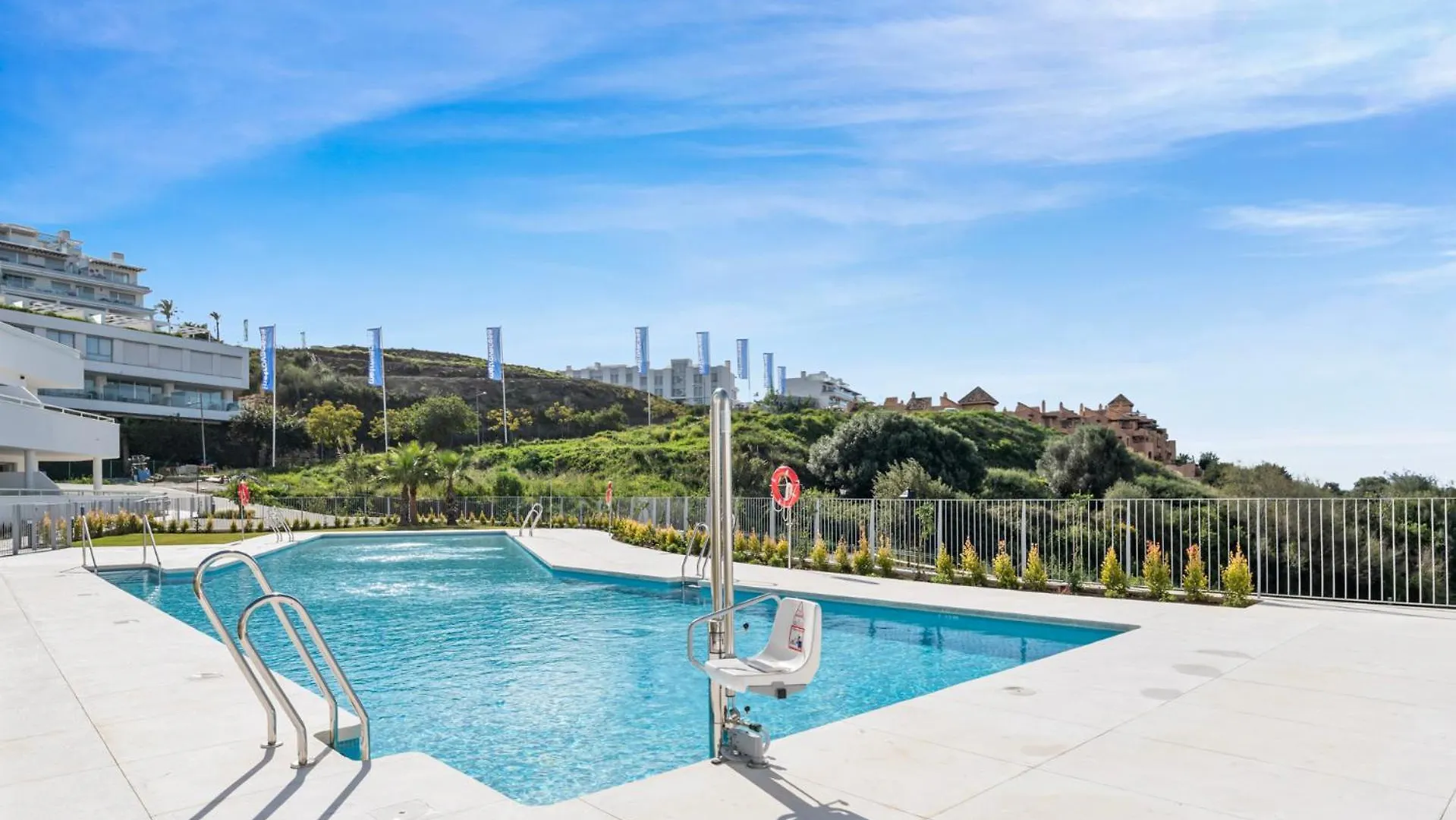 Casa Sarena - Terrace & Seaviews Apartment Estepona